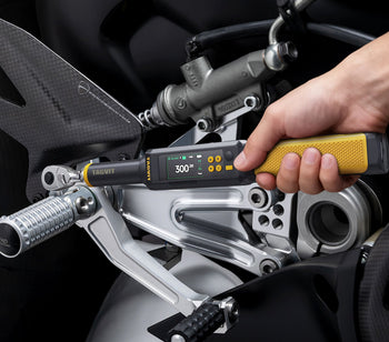 No click sound from your torque wrench at the set torque? Here's how an old hand in the shop teaches you to check it.